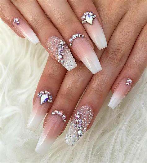 Magical Ombre Nails: the New Beauty Obsession